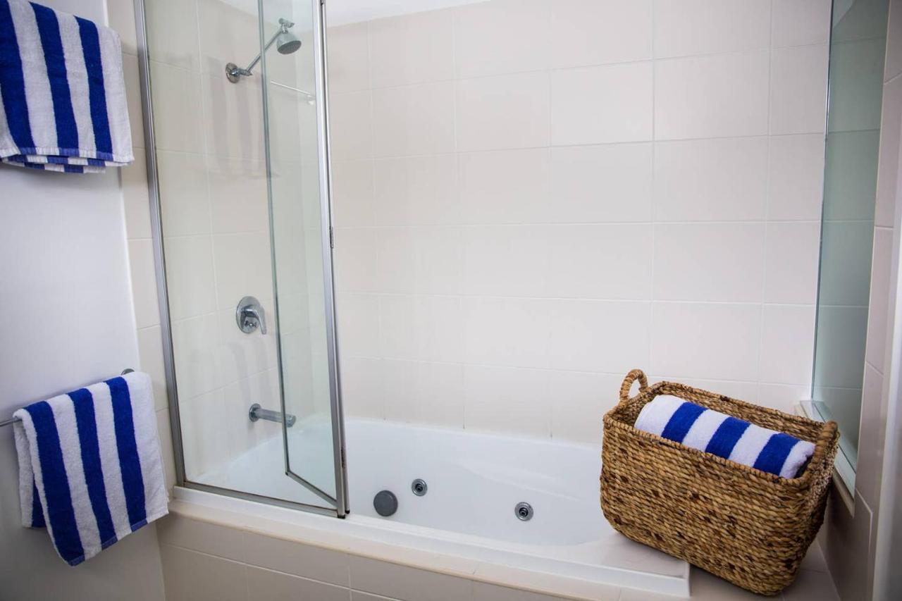 Tropical Getaway In 2 Bedroom Unit In 4 Star Resort นูซาวิลล์ ภายนอก รูปภาพ